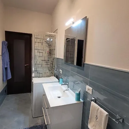 Sognandochiavari A 2 Passi Dal Mare Apartmán *